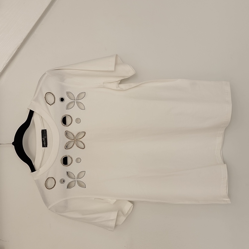 On Twelfth White Stones T-Shirt Size: Various - Picture 2 of 7